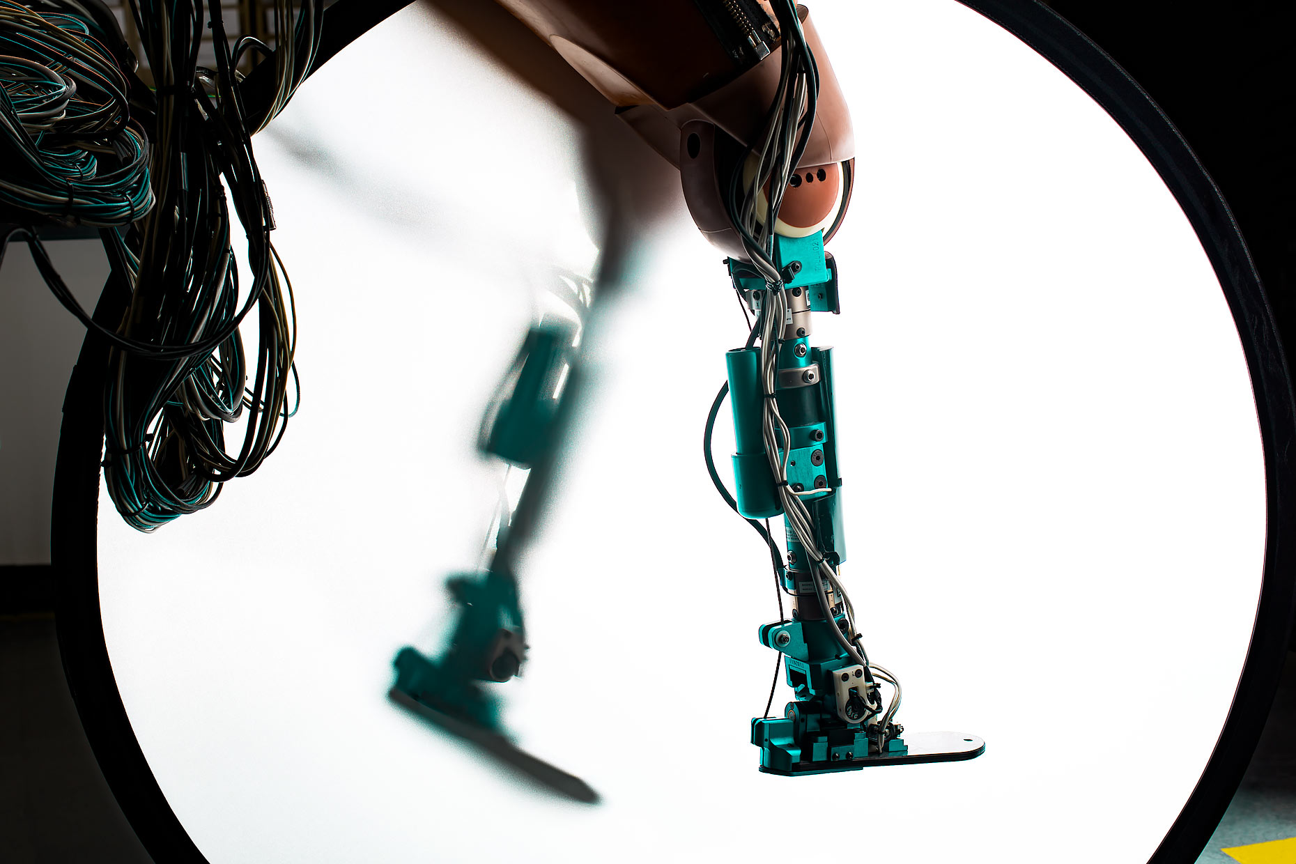 Robotic-legs-testing-lab-Calspan-